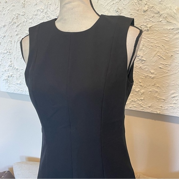 Banana Republic BASIC KNEE LENGTH SHEATH DRESS Black Sleeveless Sz 4 Petite NWT - Picture 3 of 9
